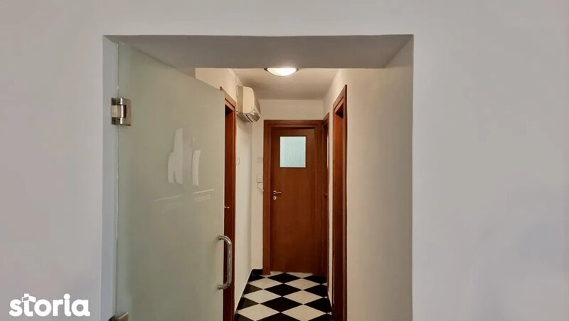 Unirii, apartament unic 3 camere decomandat 90 mp, etaj 1/7.